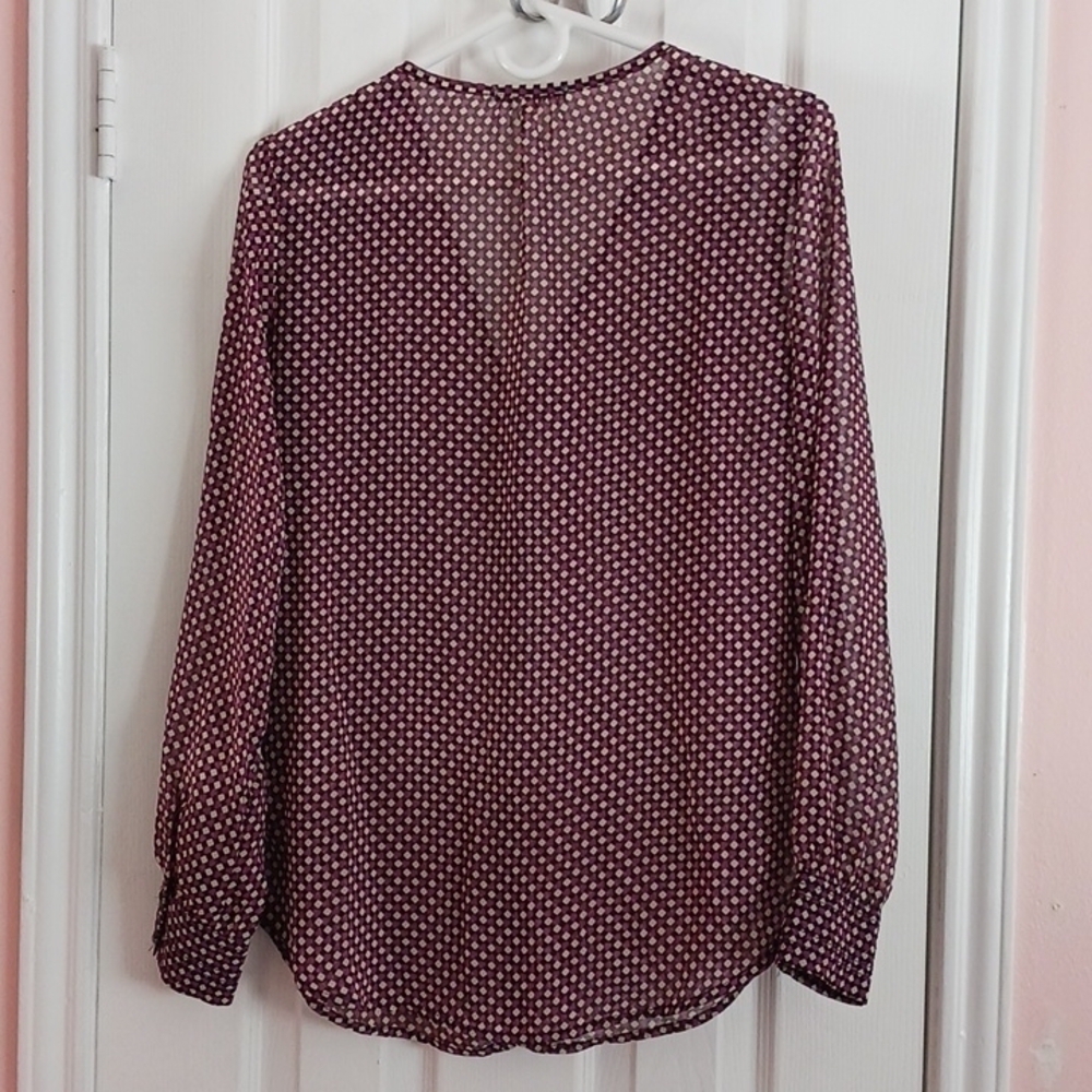 PLEIONE LONG CUFFED SLEEVE V NECK BUTTON UP BLOUSE - Picture 5 of 7